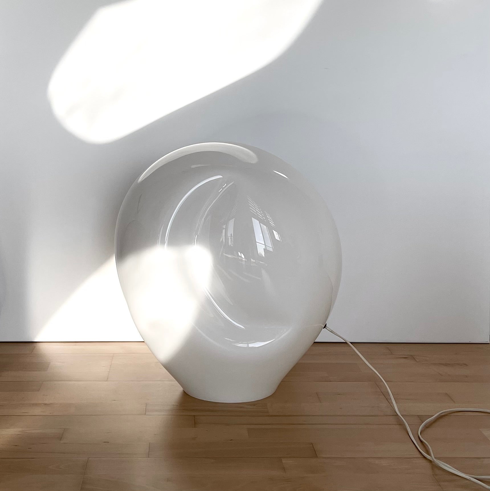 Giant munega lamp by Vistosi, Italy, 1970 — The moon in the room.
