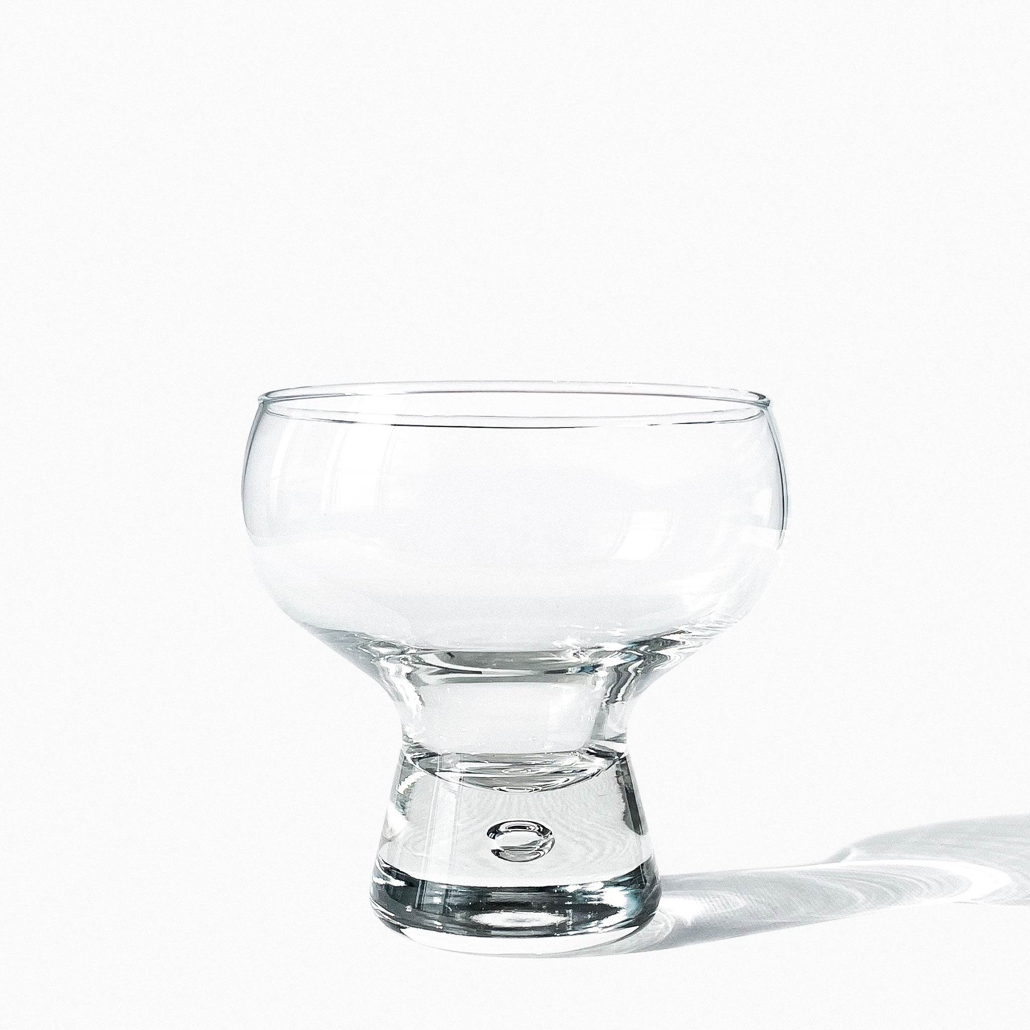 Set de 4 copas de champán con burbuja en la base, Italia, 70s.